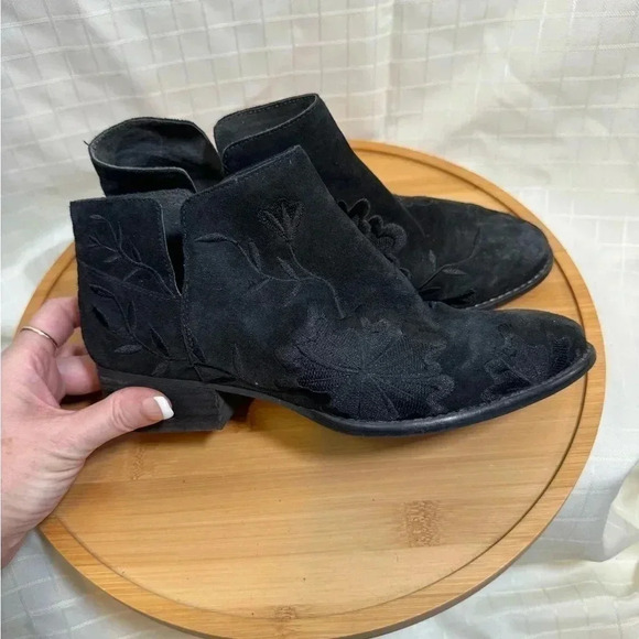 Womens Seychelles boots Embroidered Black Leather 6.5 - Picture 8 of 10